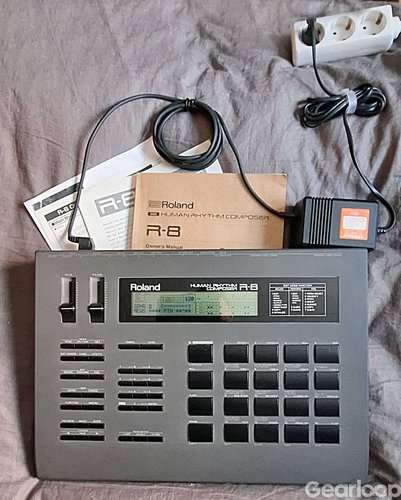 Trummaskin Roland R8