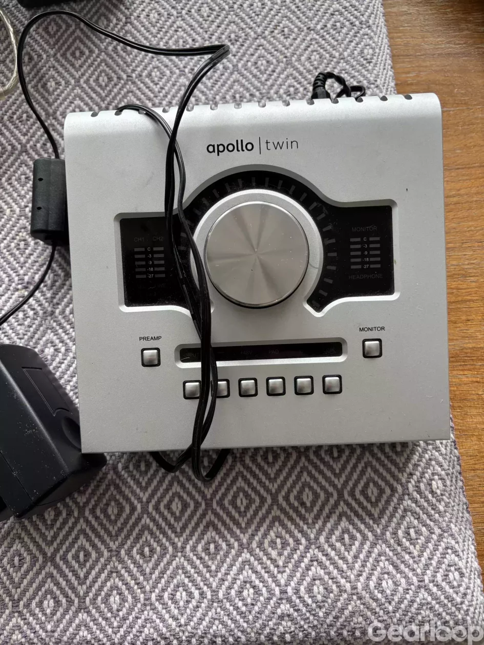 Komplett hemmastudio – Genelec, Apollo Twin & MIDI-keyboard - bild 5