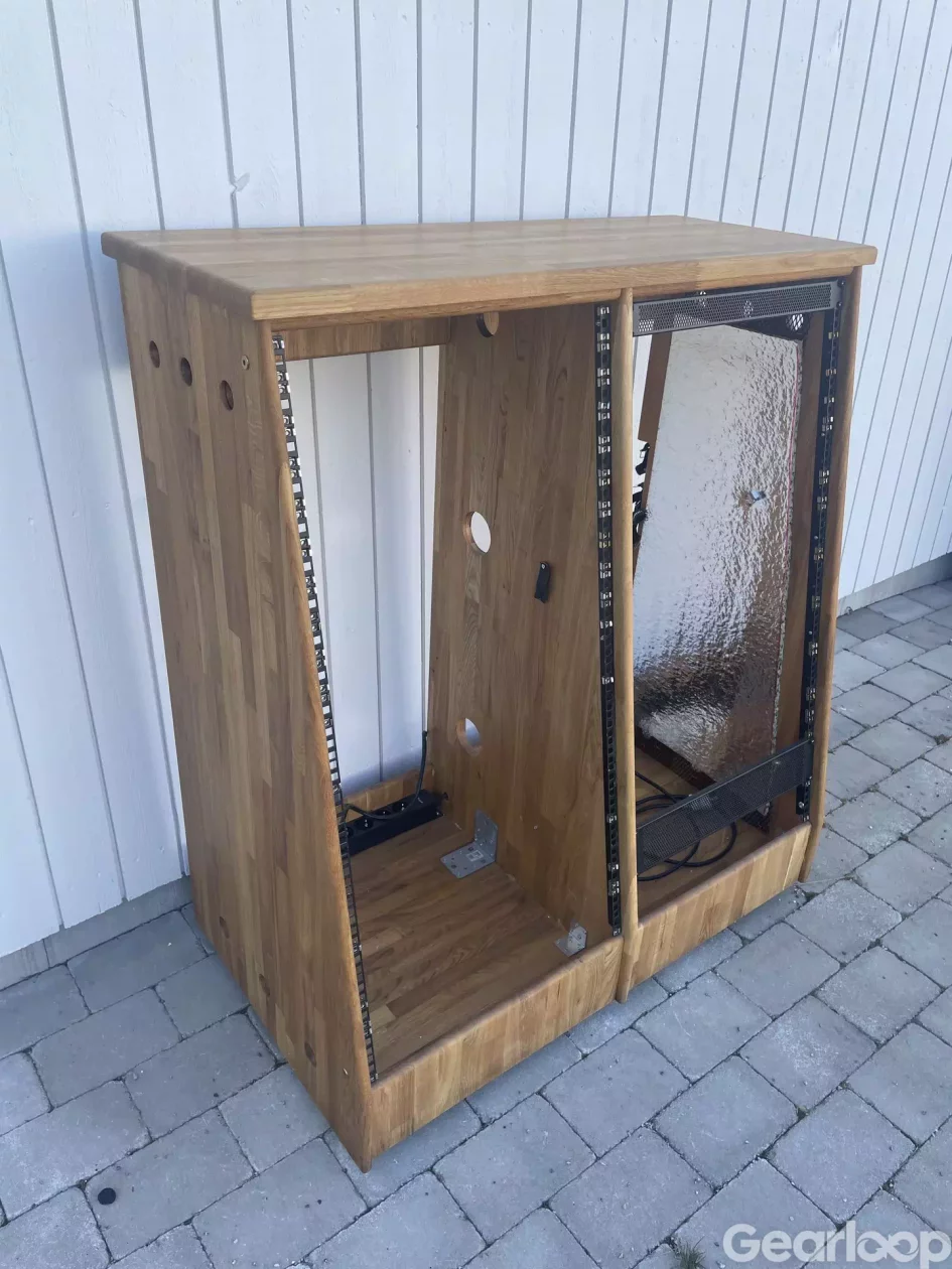 Rackmöbel på hjul med plats för totalt 44 Units - bild 2