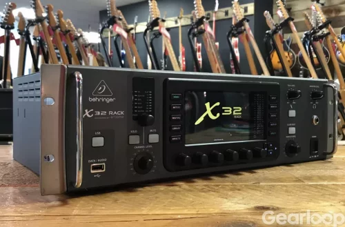 Behringer X32 rack