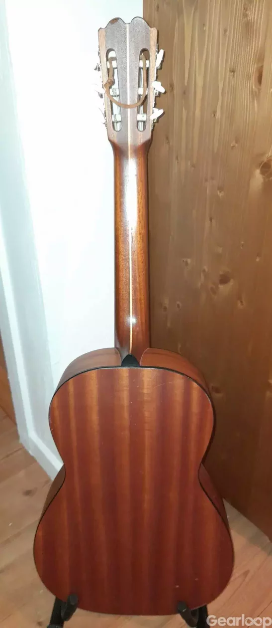 Akustisk gitarr Bjärton, troligen Carmencita. - bild 2