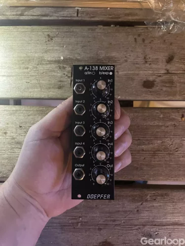 Doepfer A-138 mixer