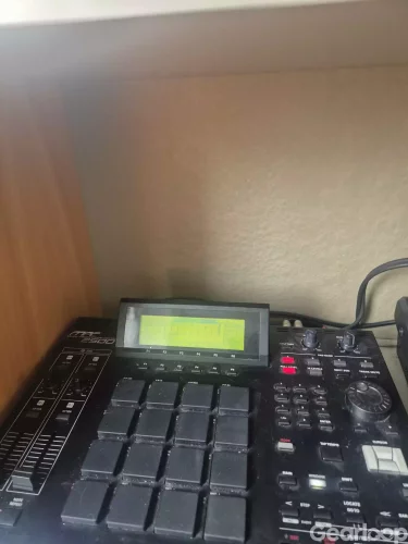 Akai MPC 2500