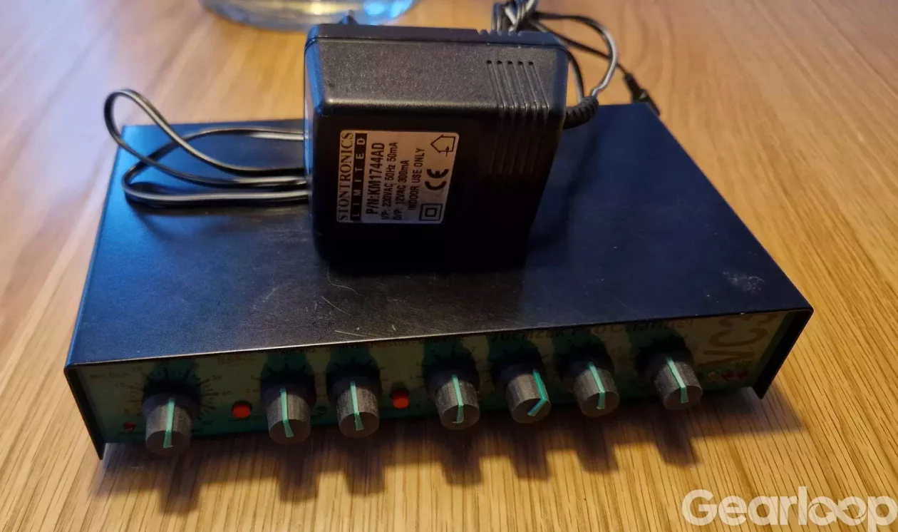 RØDE Kondensatormikrofon plus förförstärkare. - bild 4