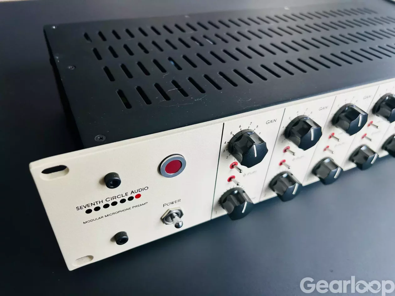 Seventh Circle Audio 8-kanals Mic Preamp Rack (Neve/API/Jensen) - bild 2