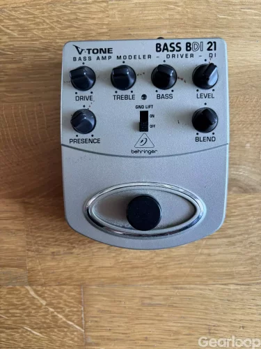 Behringer Bass BDI 21