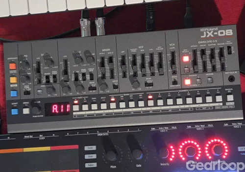 Roland JX-08 - Klassisk synthmagi i modern tappning!