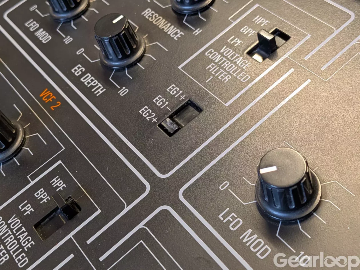 Yamaha CS-15 servad i fint skick - bild 5