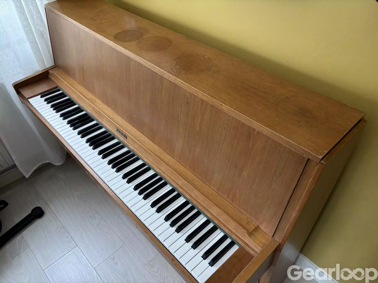 Thalen Piano bortskänkes - bild 2