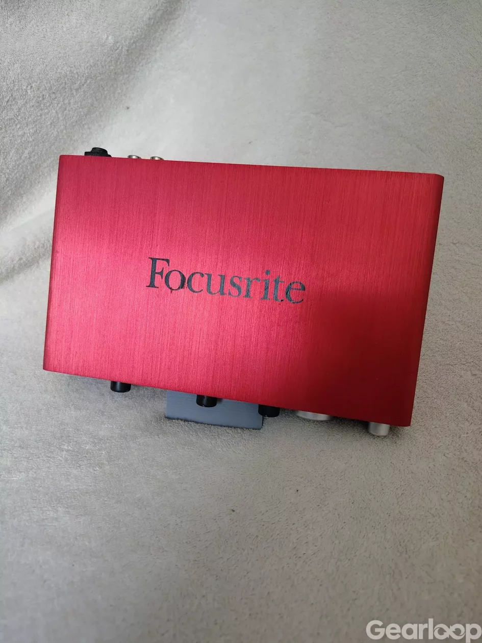 Focusrite Scarlett 2i4 gen 1 ljudkort - bild 2