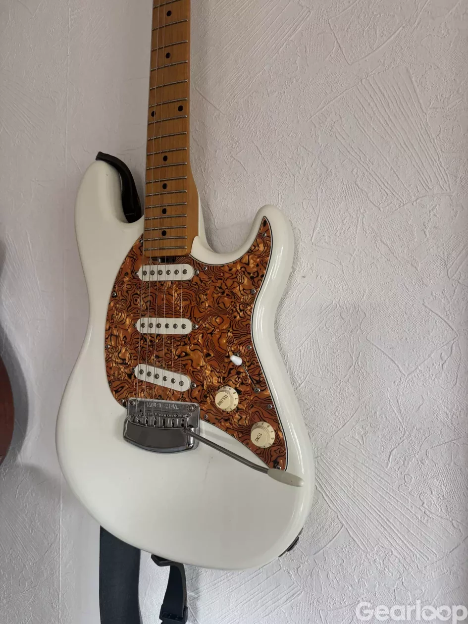Music Man Cutlass SSS - bild 4