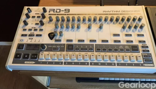  Behringer RD9