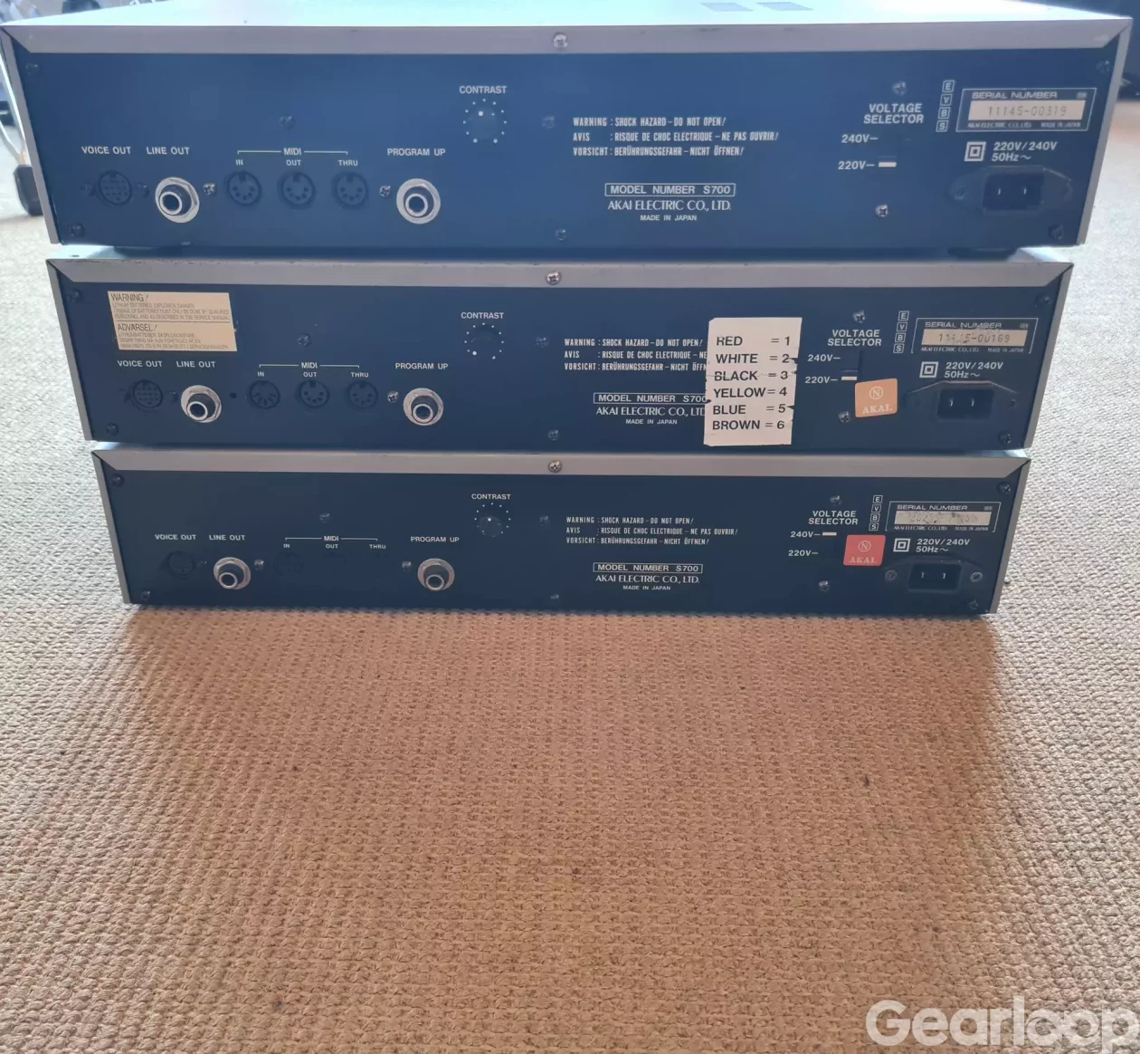 Akai S700 - bild 2