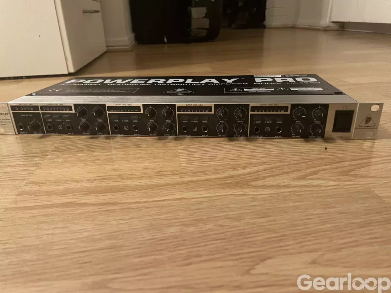 Behringer Powerplay Pro HA4600 Hörlursförstärkare - bild 2