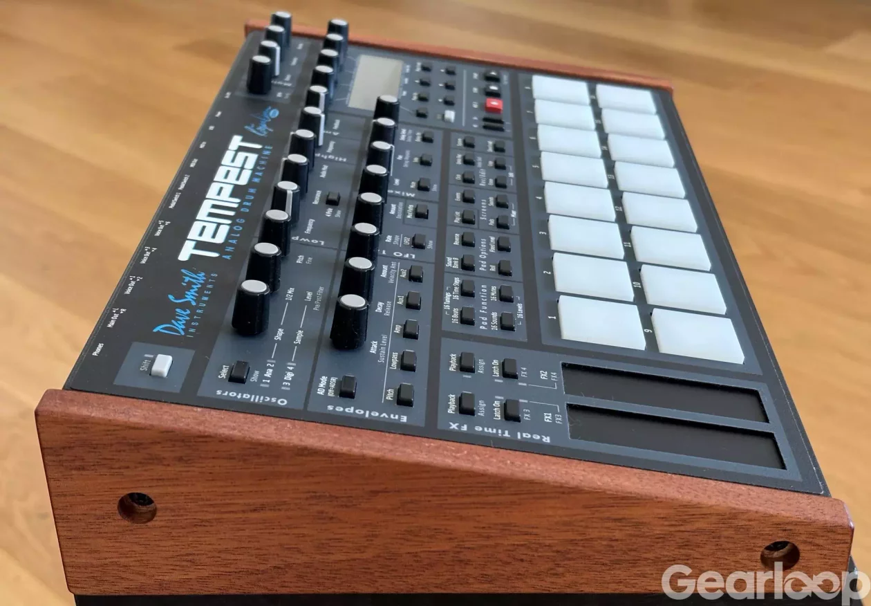 DSI Tempest Analog Drum Machine - perfekt skick - bild 4