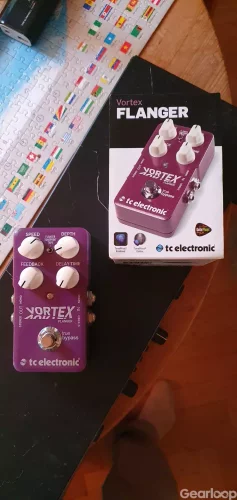 TC Electronics Vortex med låda och USB kabel i gott skick!