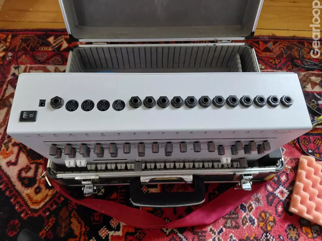 NAVA 909 (Roland TR-909 Replica) - bild 2