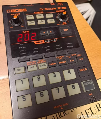 BOSS SP202