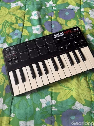 Akai MPK mini