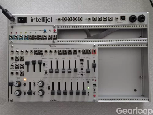 Intellijel Palette 62 med midi 1u