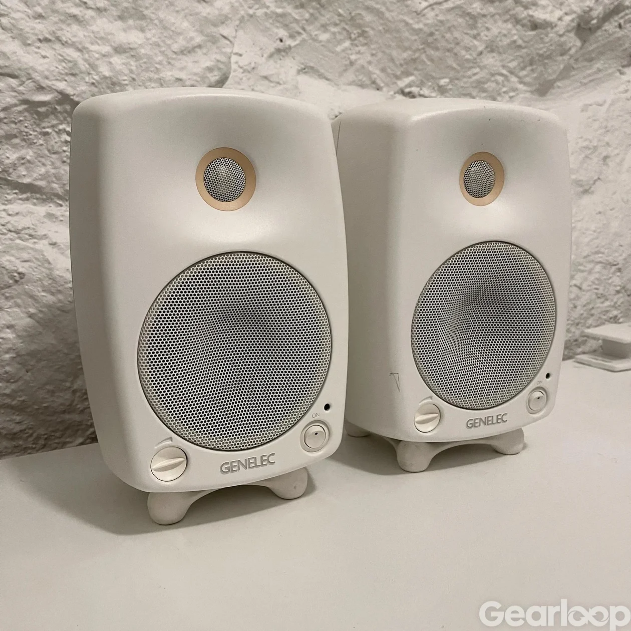 Genelec 8030A vita studio monitorer - bild 3