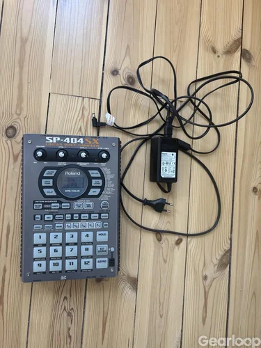 Roland SP-404