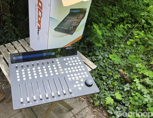 Icon Qcon Pro G2 Control Surface