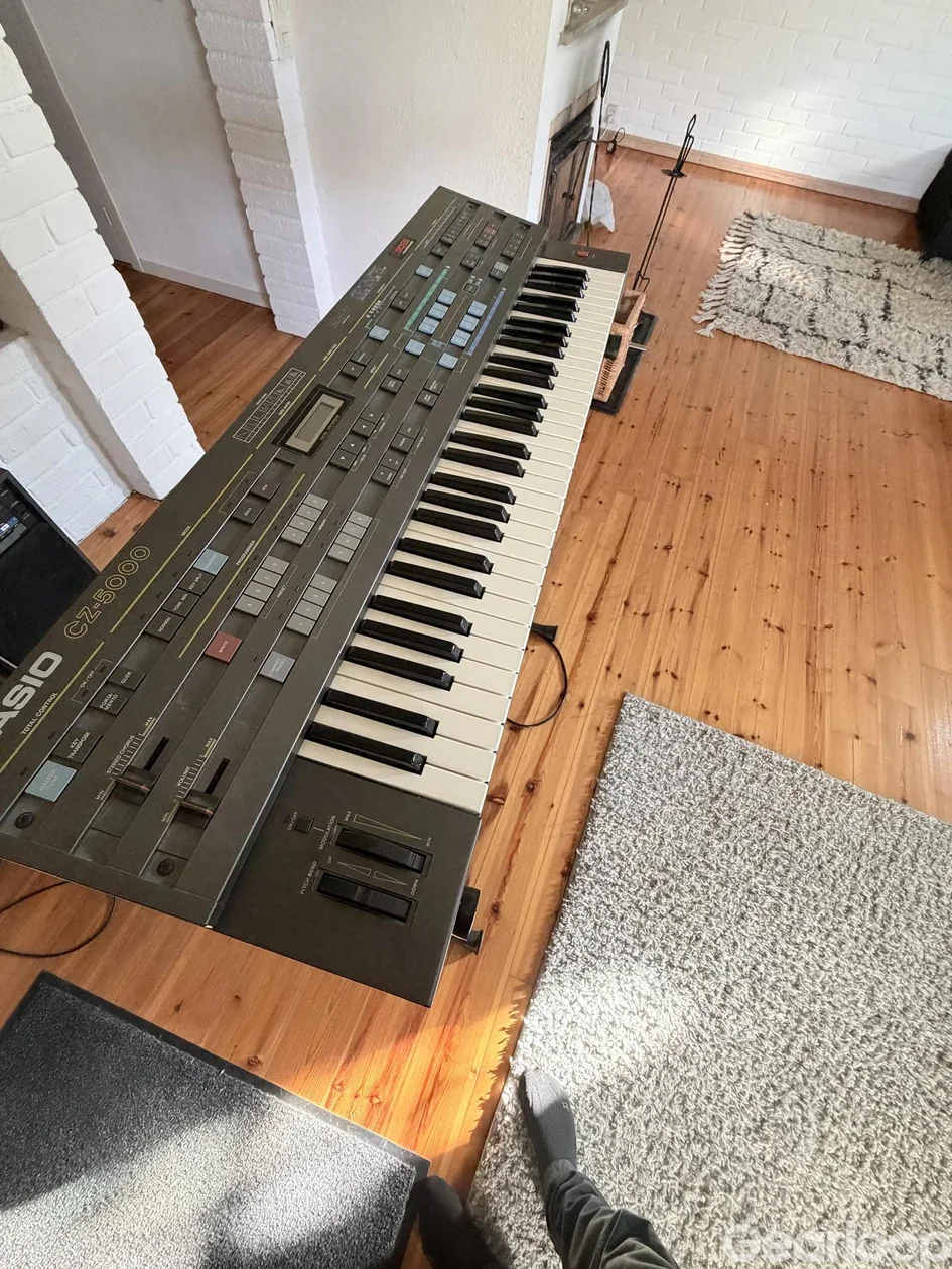 Casio CZ-5000 – Vintage phase distortion-synt från 1985 - bild 2