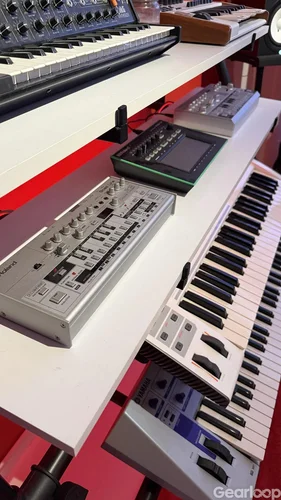 Roland TB-03