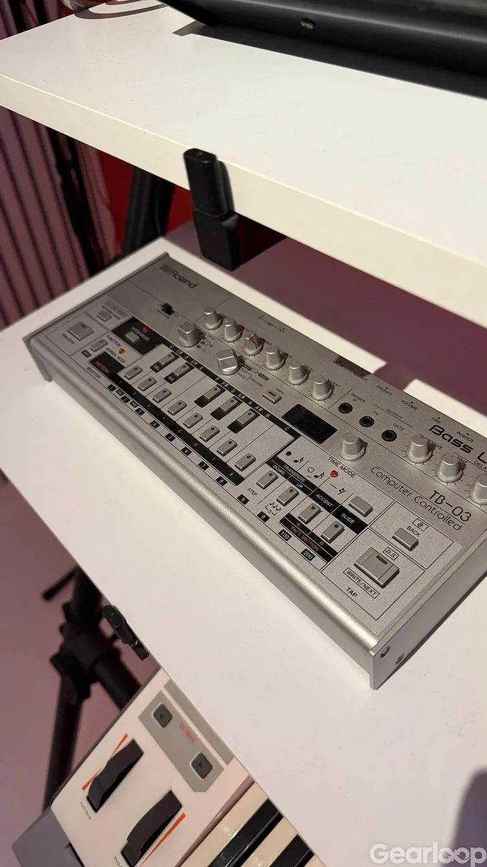 Roland TB-03 - bild 2