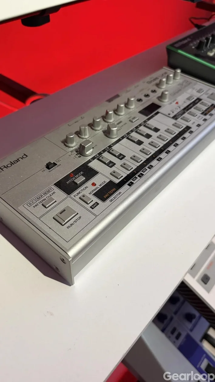 Roland TB-03 - bild 3