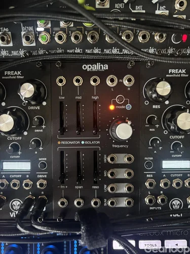 Opalina Filter från Hieroghlyphic