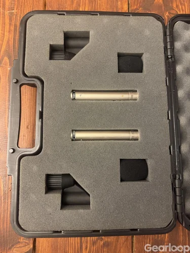 2 st Røde NT-5 kondensatormikrofoner med väska
