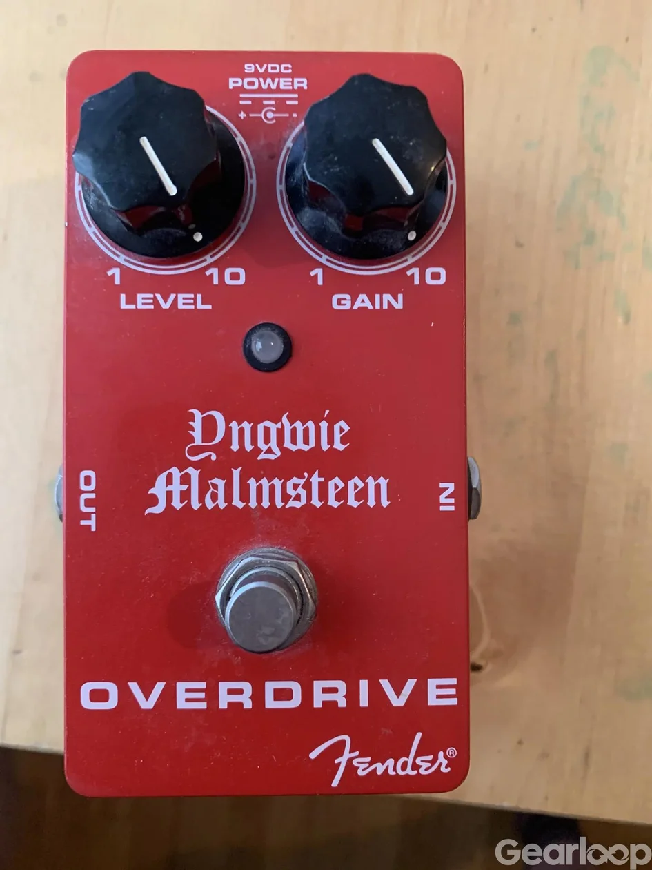 Fender Yngwie Malmsteen Overdrive och Boss NS-2 Noise Suppressor - bild 2