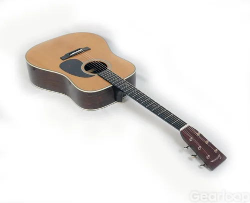 Dreadnought akustisk gitarr