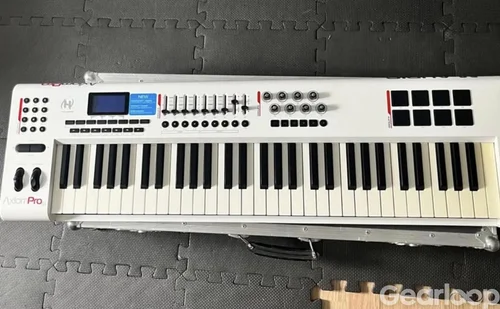 Korg m3 modul + case + axiom pro 61