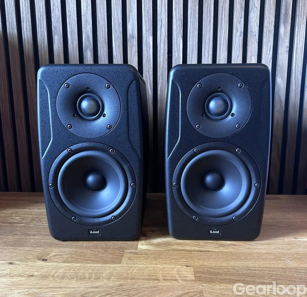 IK Multimedia iLoud precision 5 MK1 med inbyggd rumskorrigering - bild 2