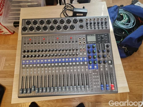 ZOOM Livetrak L-20