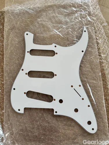Plektrumskydd till Stratocaster (Decoboom)