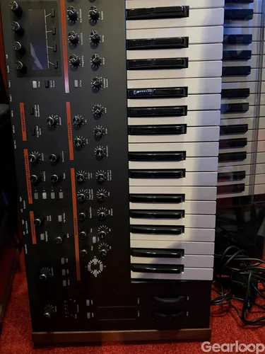 Dave Smith Prophet 12