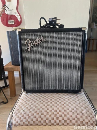 Fender Rumble 15