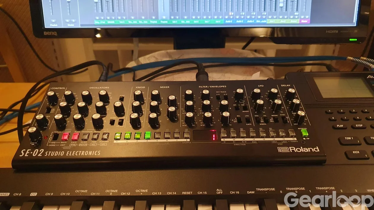 Roland SE-02 analog monosynt - bild 1