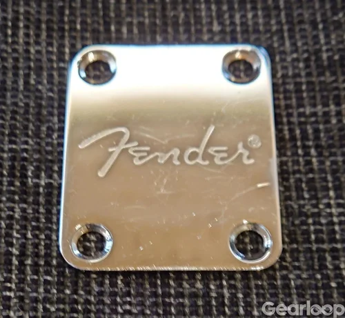 Fender halsplatta