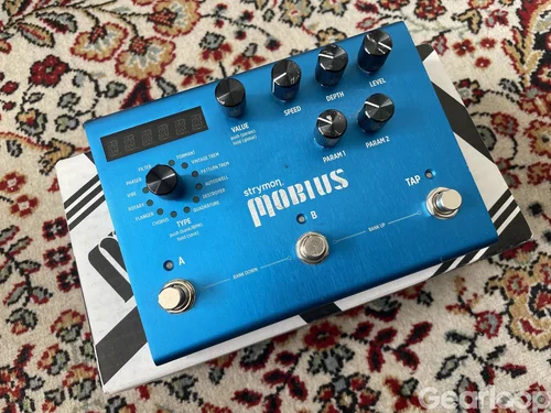 Strymon Mobius