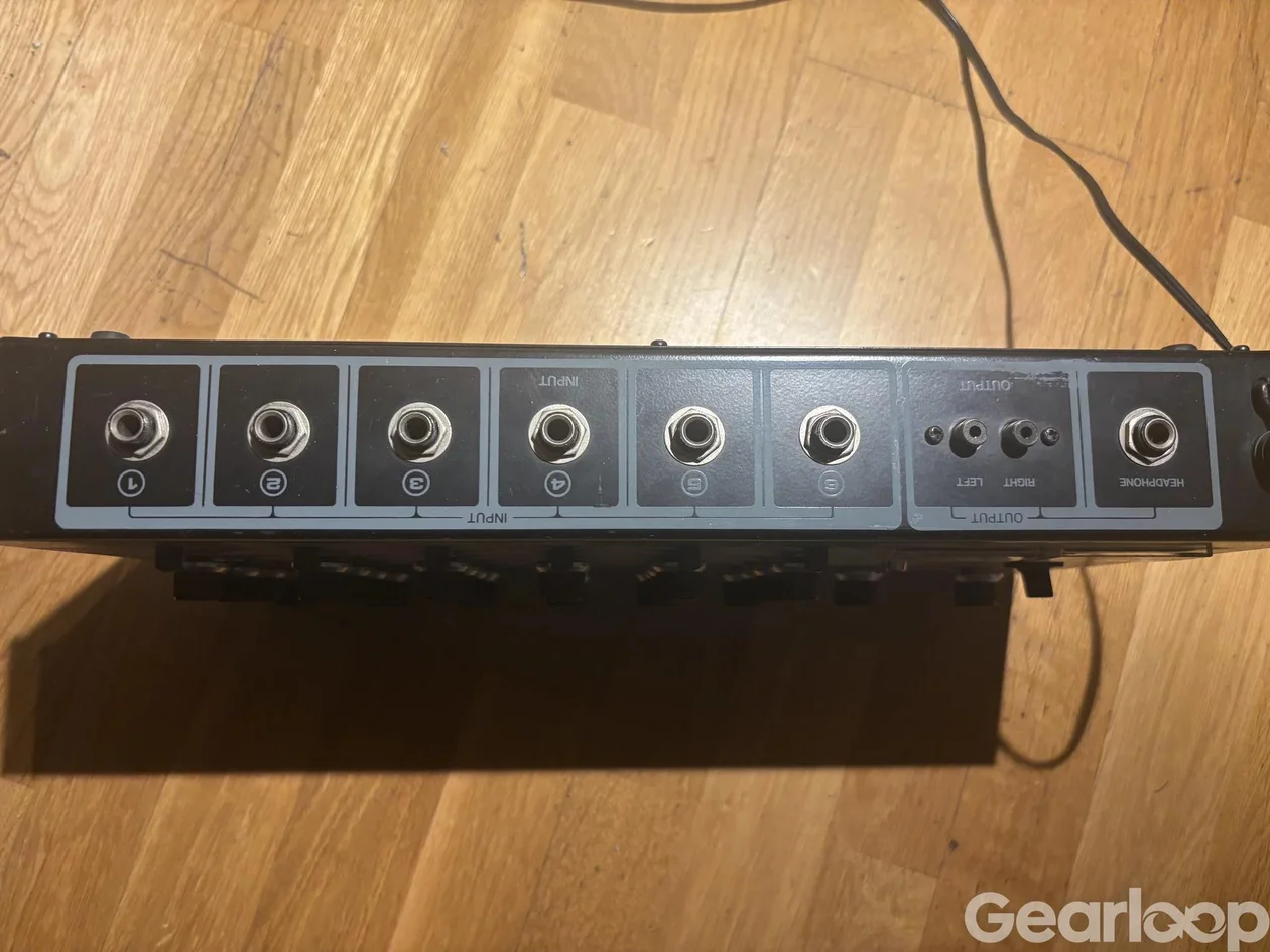 Pro-2 mixer 01 (boss km-60 klon?) - bild 2