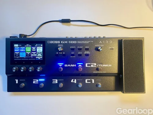 Boss GX-100 multieffekt i toppskick