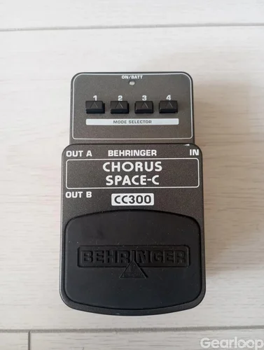 Behringer Chorus Space-C CC300 (boss dimension c d)
