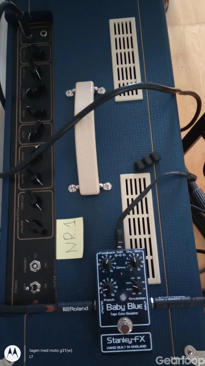 Stanley-FX Baby Blue Tape Echo Emulator (Shadows) gitarrpedal - bild 2