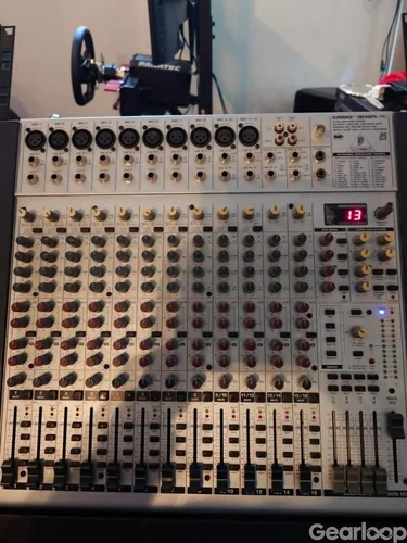 Behringer Eurorack UB2442FX-PRO