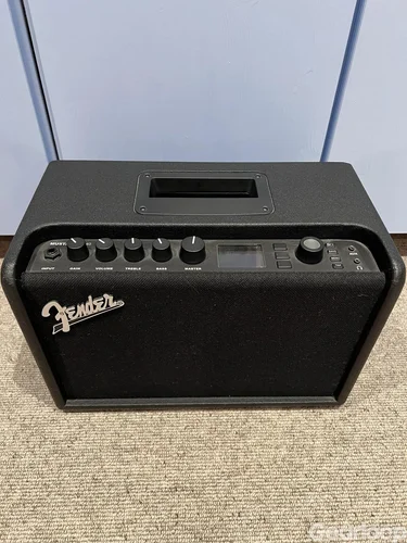 Fender Mustang GT40 + footswitch